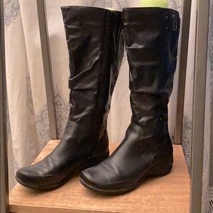 Hush Puppies Black Feline Alternative Calf BOOTS